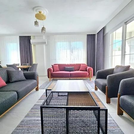 Sahin Villalari Villa *
